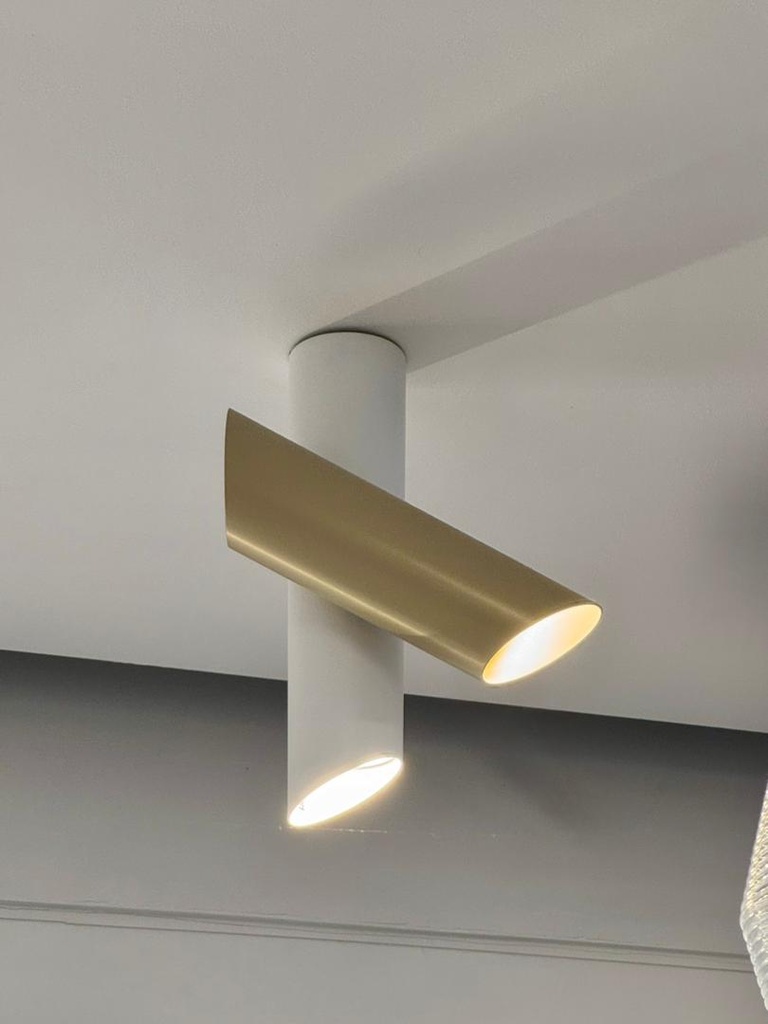 Plafón Tubes 3 2700K blanca y dorada 110-240V