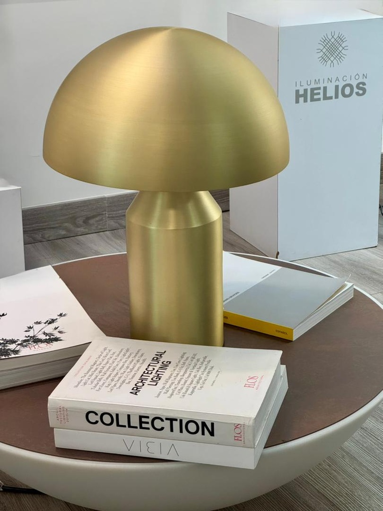 Lámpara de mesa E27 Max 40W ø380×H532mm Carbon Steel + Aluminio