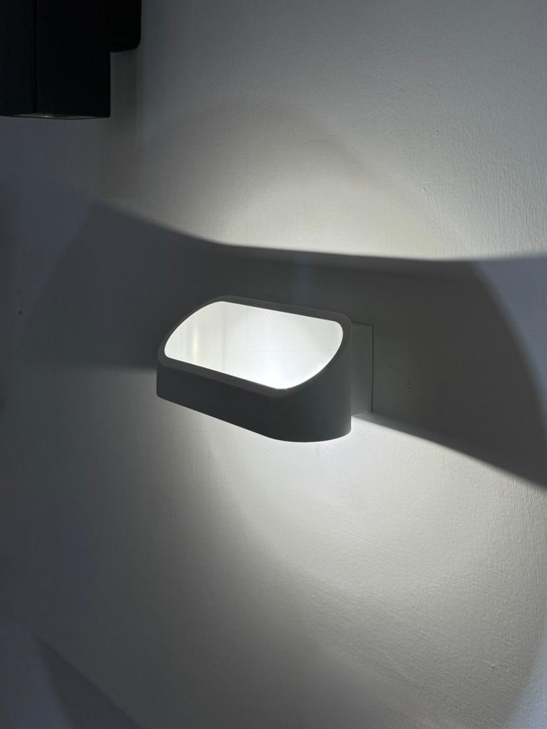 Aplique Oval 180mm Led 4.8W 3000K Blanco 340lm