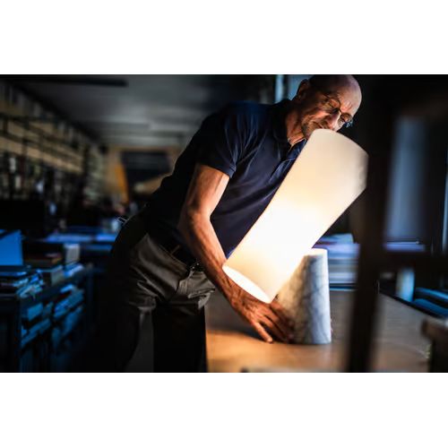 Lámpara de mesa Nile vidrio y mármol E27  930lm 