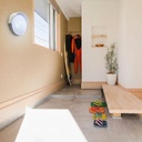 Aplique IP54 redondo ø200mm de aluminio y difusor de policarbonato led 6,2W 3000K 827lm 100-240V