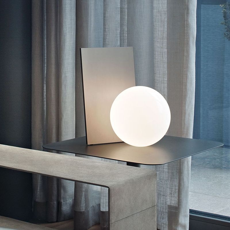 Lampara de mesa Extra T EU/US/GB/SA bronce anodizado Led 13W 2700K 1590LM CRI83