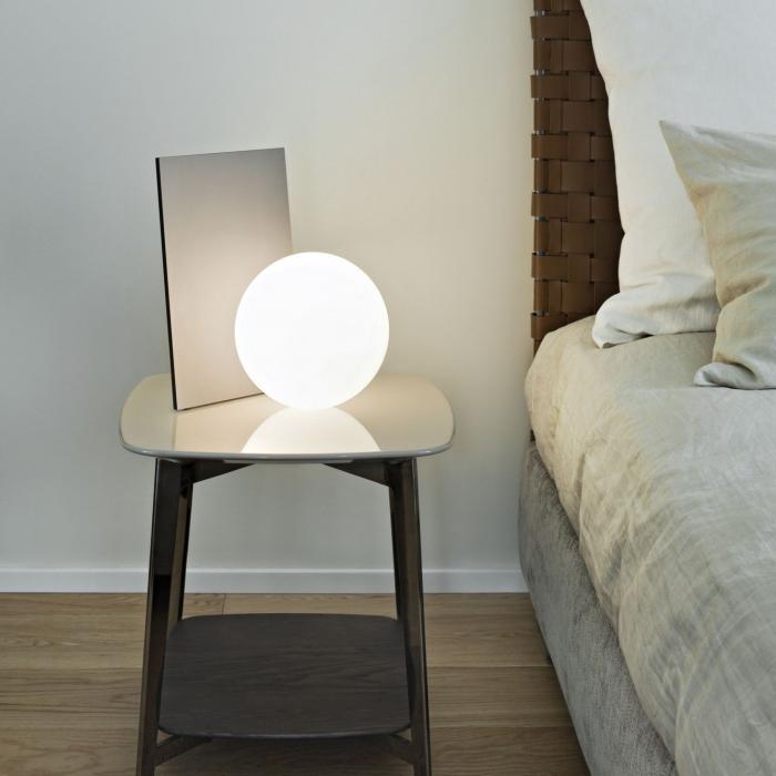 Lámpara de mesa Extra T EU/US/GB/SA plateada Led 13W 2700K 1590LM CRI84