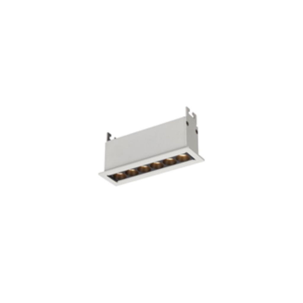 Lámpara empotrada dirigible 144x44x63mm hueco 135x35mm 3x1.5W 3000K CRI90 24° con driver on-off 100-277V