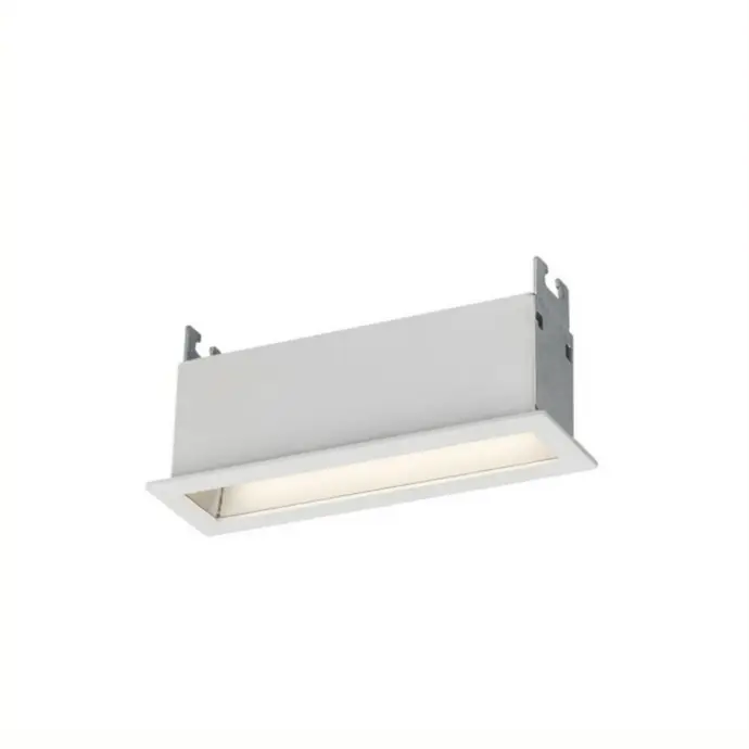 Lámpara empotrada downlight 144x44x63mm hueco 135x35mm 6x1.5W 3000K CRI90 50° con driver triac 120V