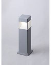 Poste Elisa 500 IP55 con bombillo led 10W 1300lm 25000 hrs 100-240V GX5.3 D=100mm