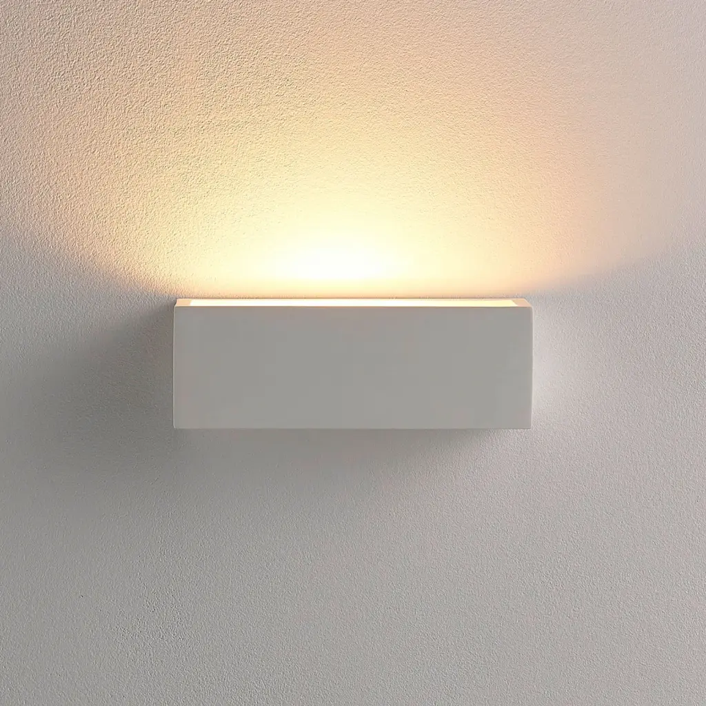 Aplique yeso luz indirecta 32x5x8cms led 3000K