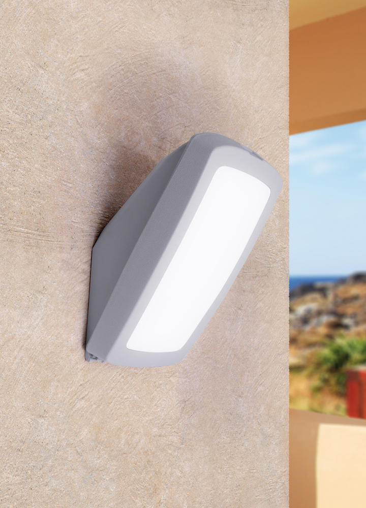 Aplique Germana IP66 con 2 bombillos led 25000 hrs 1300lm 100-240V GX53