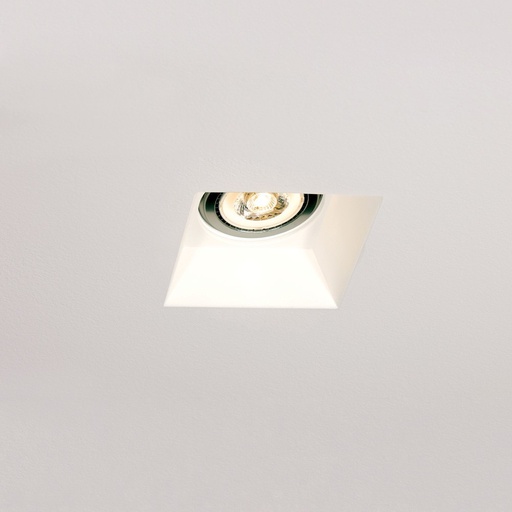 [QL-B9129G050Q1B] Lámpara empotrable cuadrada downlight "yeso" Aragon con sócate GU10